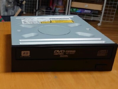 画像有り- DVDドライブ (中古)ジャンク 500円で販売します。